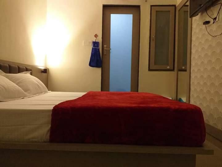 Hotel Diamond Castle Pāli Kültér fotó
